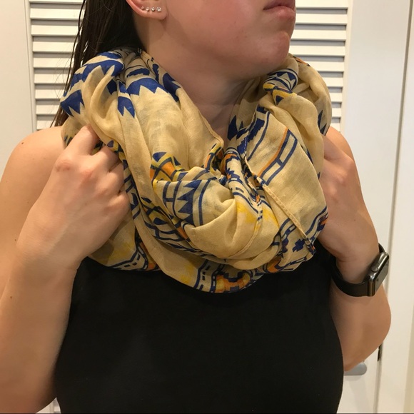 Aztec Print Infinity Scarf - Picture 2 of 4
